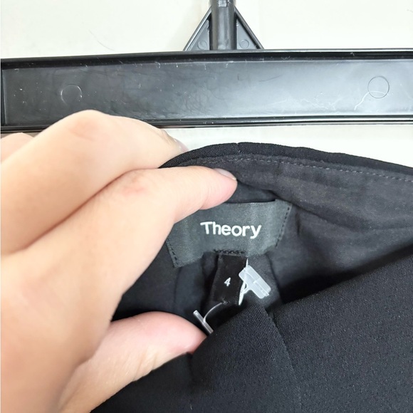 Theory black high rise tapered trouser pants size 4 - Picture 2 of 5